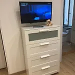 Appartement Scalinata Del Teatro Rossetti Confort Parcheggio In Viale Xx Settembre Triëst