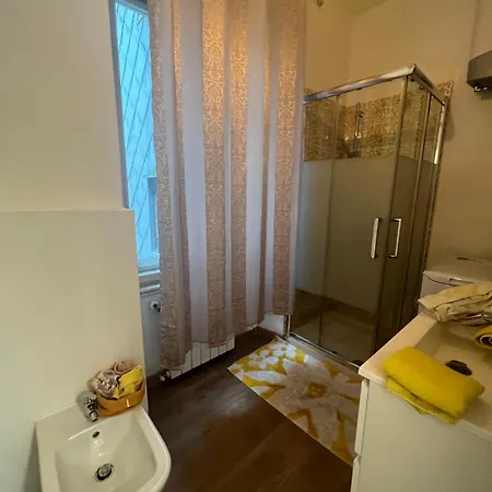 Scalinata Del Teatro Rossetti Confort Parcheggio *