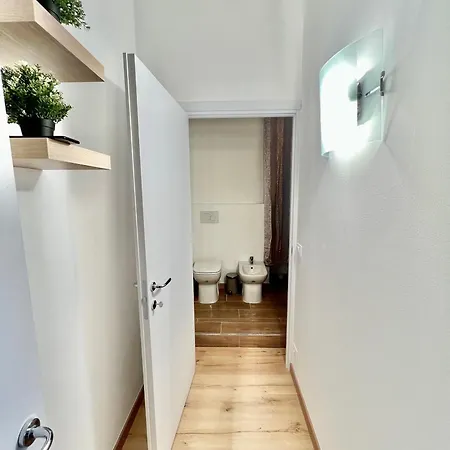 Apartment Scalinata Del Teatro Rossetti Confort Parcheggio